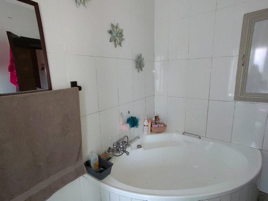 4 Bedroom Property for Sale in Parys Free State